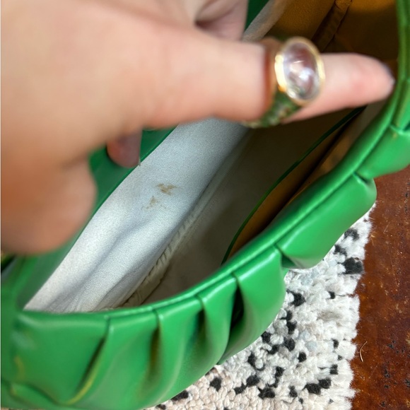 JW PEI Green Shoulder Bag with Ruched Design - Picture 3 of 6